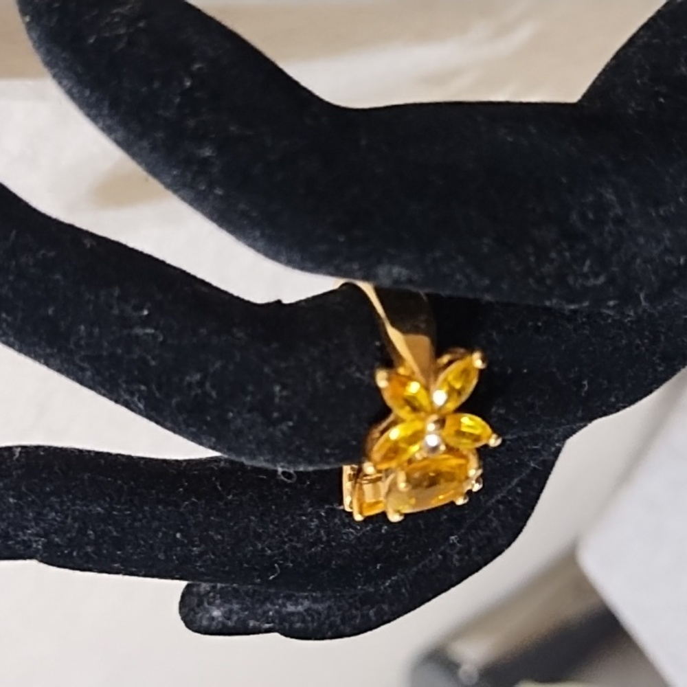 Flowered 925 Ring - image 2